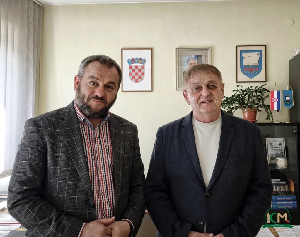 Efendija Muhić u posjetu načelniku Bogoviću