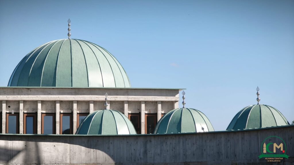 Alemi na svim kupolama - 40 mjeseci gradnje